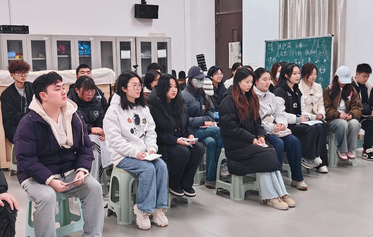 藝術(shù)團(tuán)職能部門動(dòng)員大會(huì)順利召開 共商發(fā)展新篇